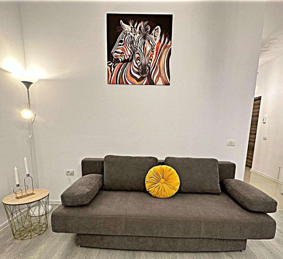 Hezo Sunshine Studio And Apartment Năvodari Buitenkant foto