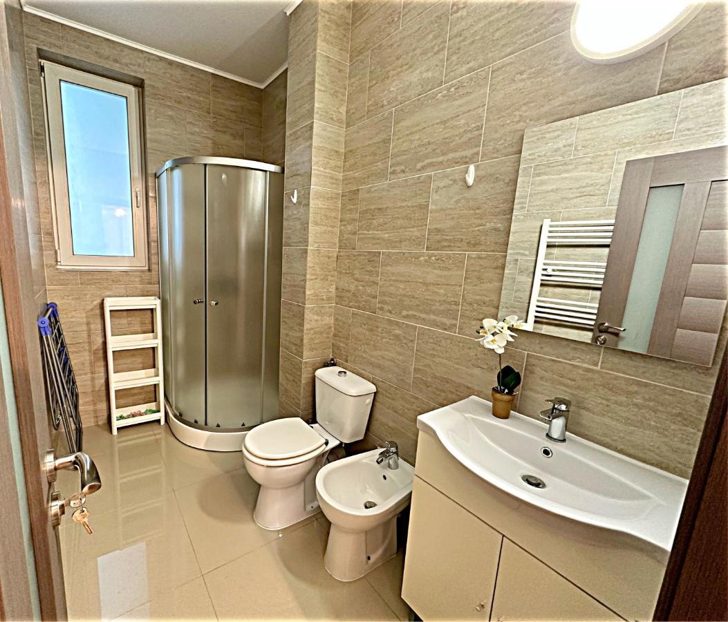 Hezo Sunshine Studio And Apartment Năvodari Buitenkant foto